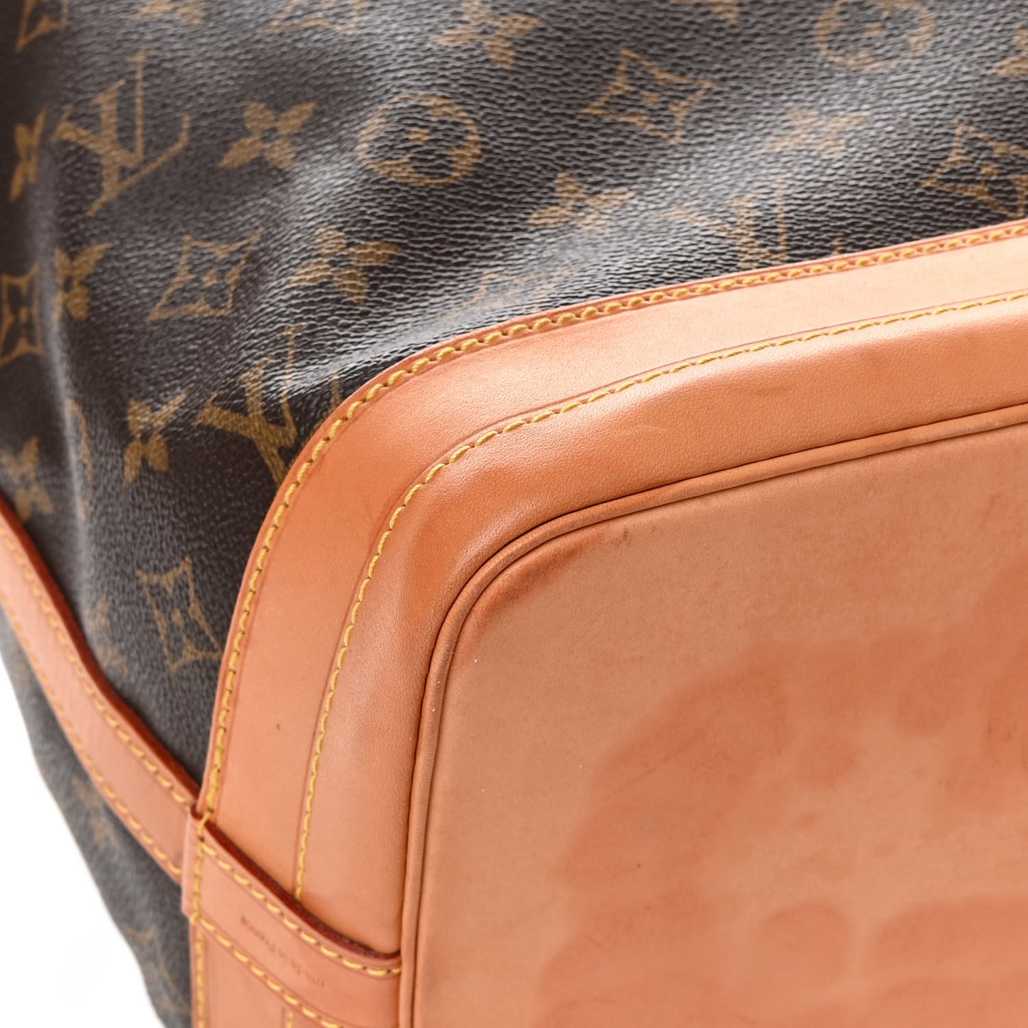 Monogram Noe