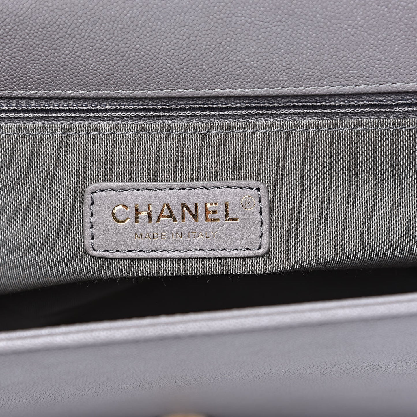 Caviar Quilted New Medium Boy Flap Grey