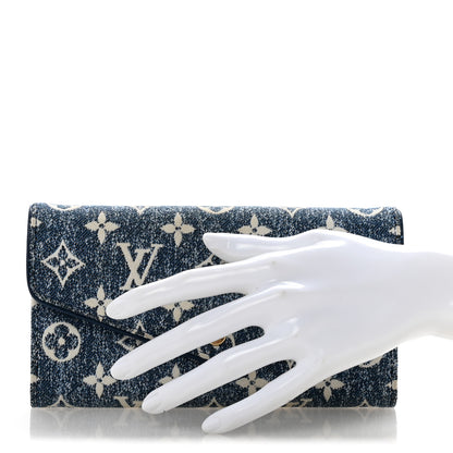 Louis Vuitton Monogram Jacquard Denim Sarah Wallet Bleu 2 of 9
