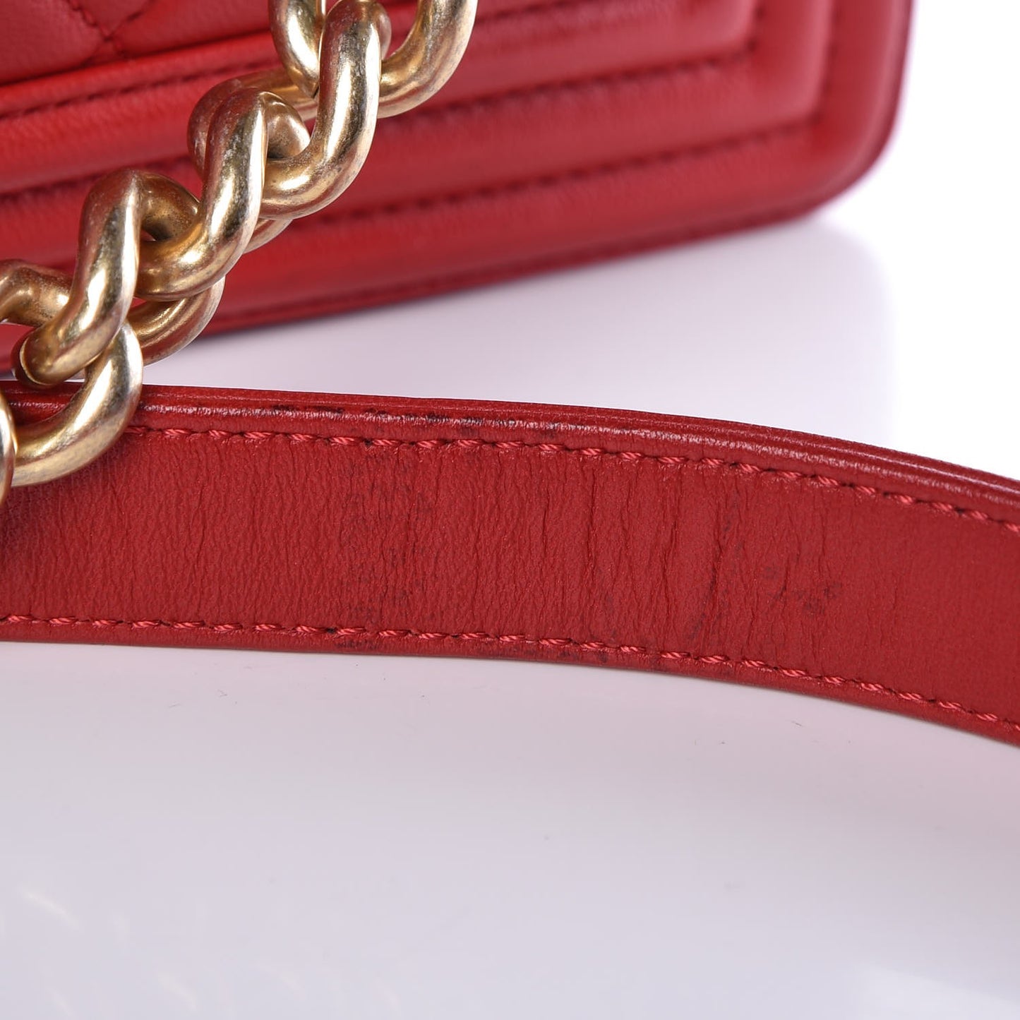 Lambskin Quilted New Medium Boy Flap Red