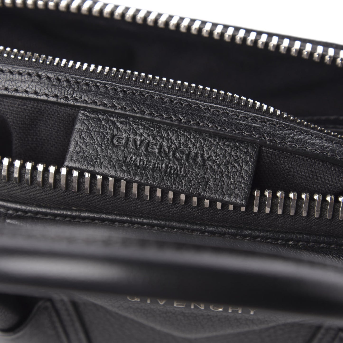 Sugar Goatskin Small Antigona Black