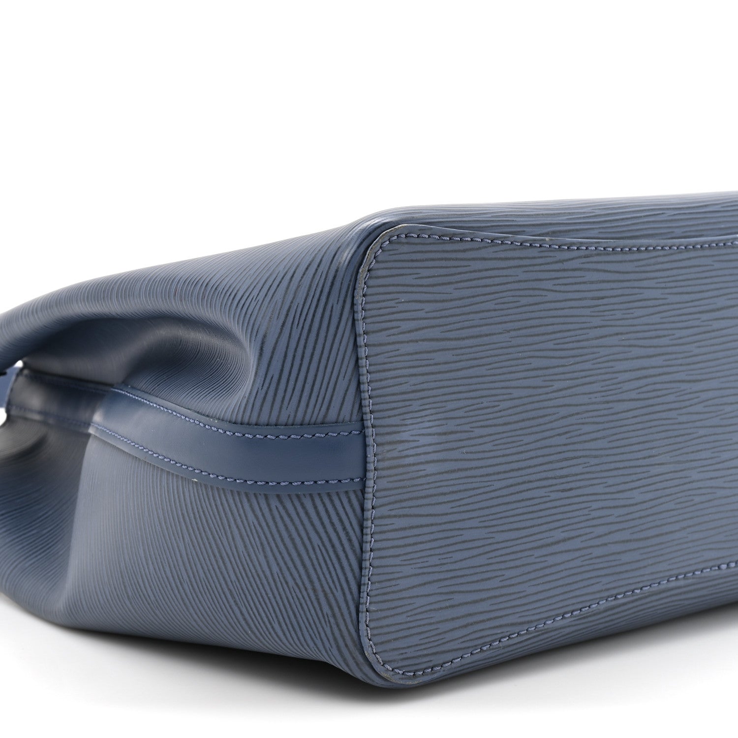 Louis Vuitton Epi Mandara MM Myrtille 10 of 18