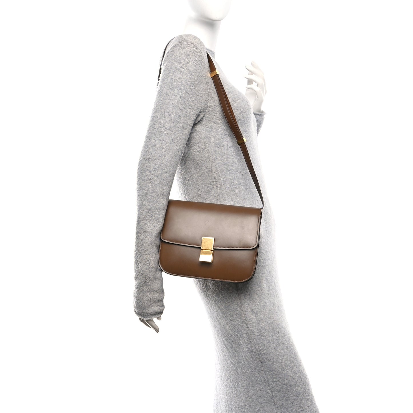 Box Calfskin Medium Classic Box Flap Bag Camel