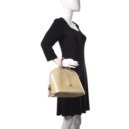 Louis Vuitton Vernis Alma PM Blanc Corail 2 of 16