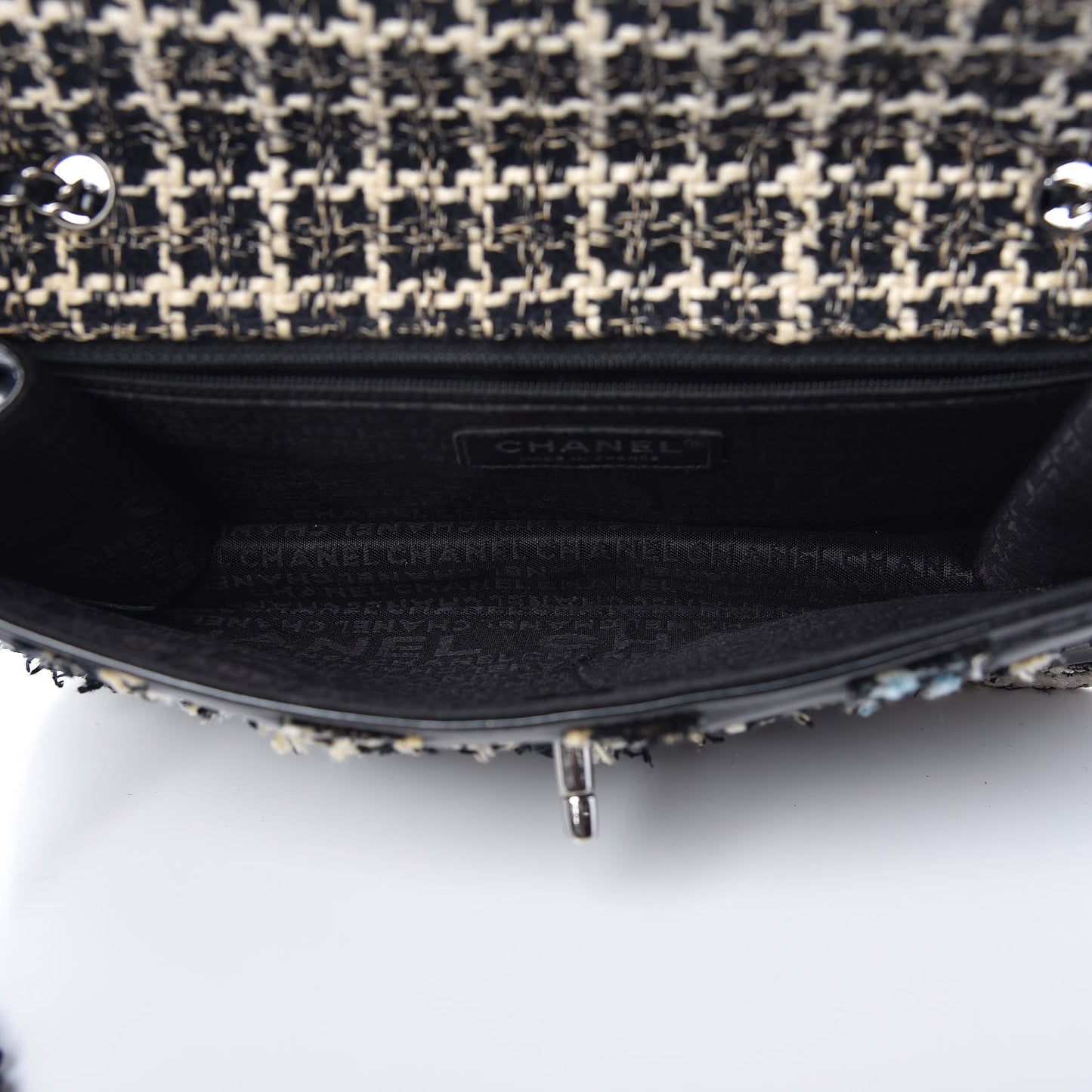 Tweed Vinyl Woven Medium Single Flap Black White