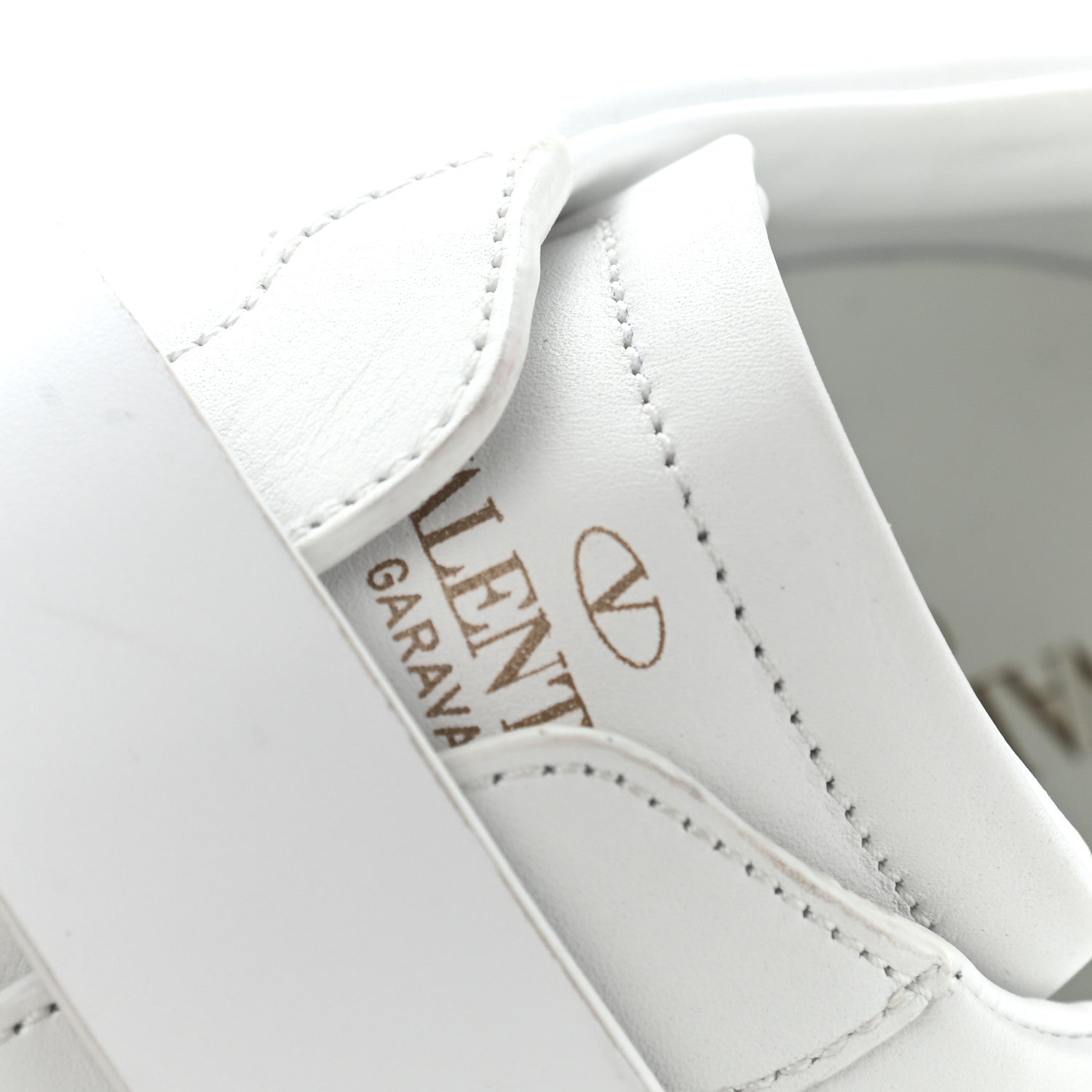 Valentino Garavani Calfskin Mens V Punk Low Top Sneakers 40 White 14 of 15