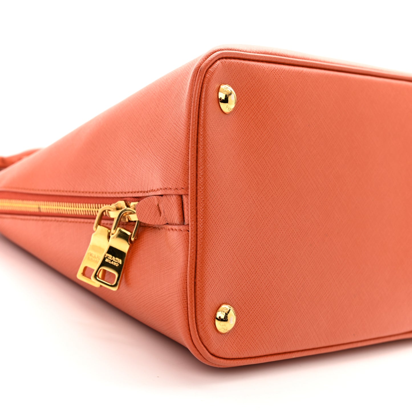 Saffiano Lux Medium Promenade Tote Papaya