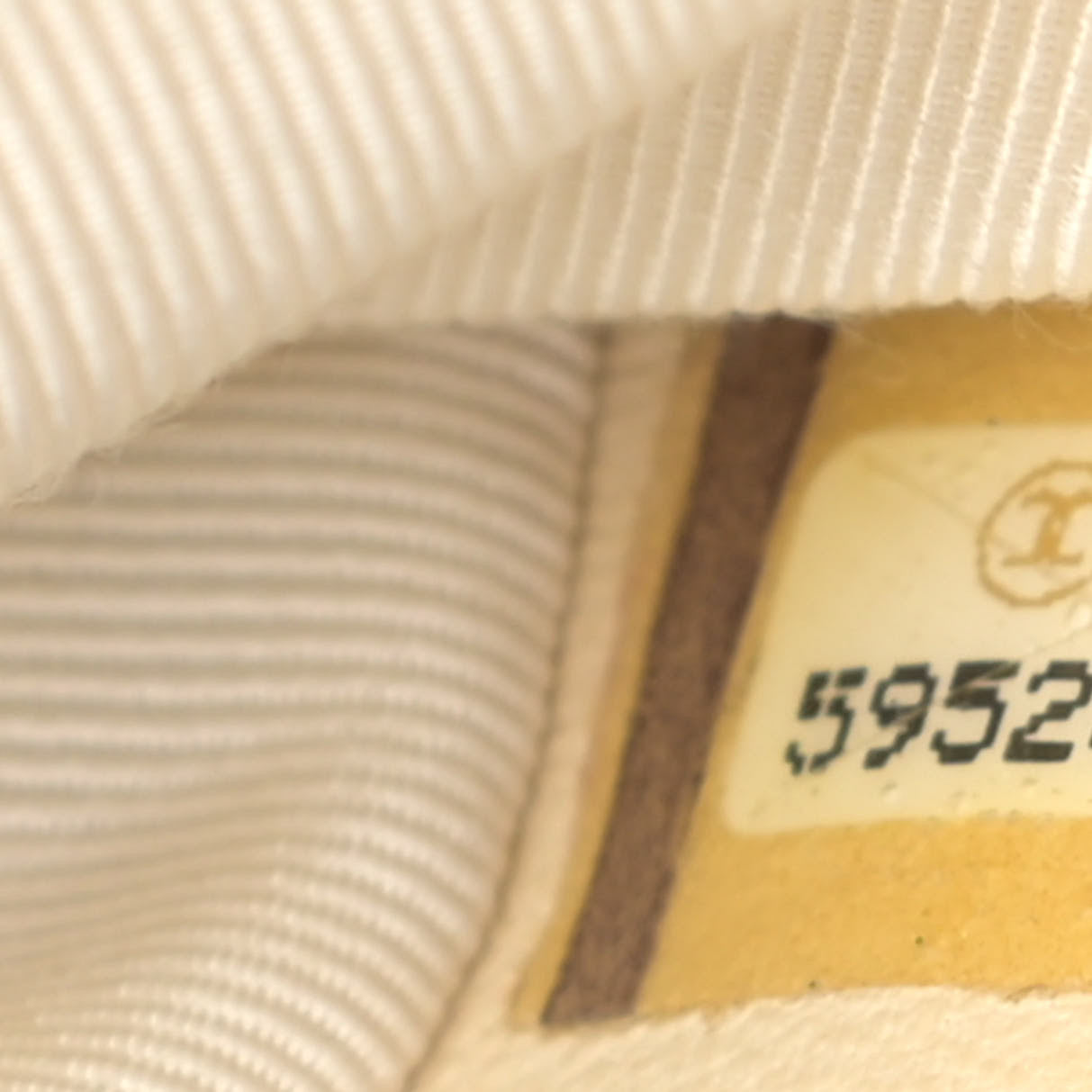 Chanel Tweed 2.55 Reissue 225 Flap Lilac 7 of 11