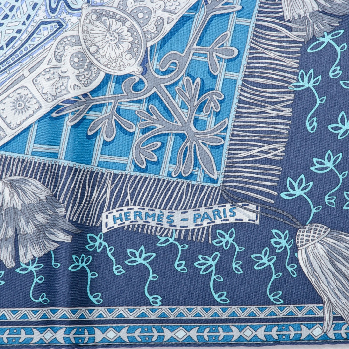 Silk Cavaliers du Caucase Scarf 90 Marine Gris Turquoise