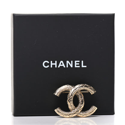 Chanel Metal CC Quilted Brooch Light Gold 5 of 5