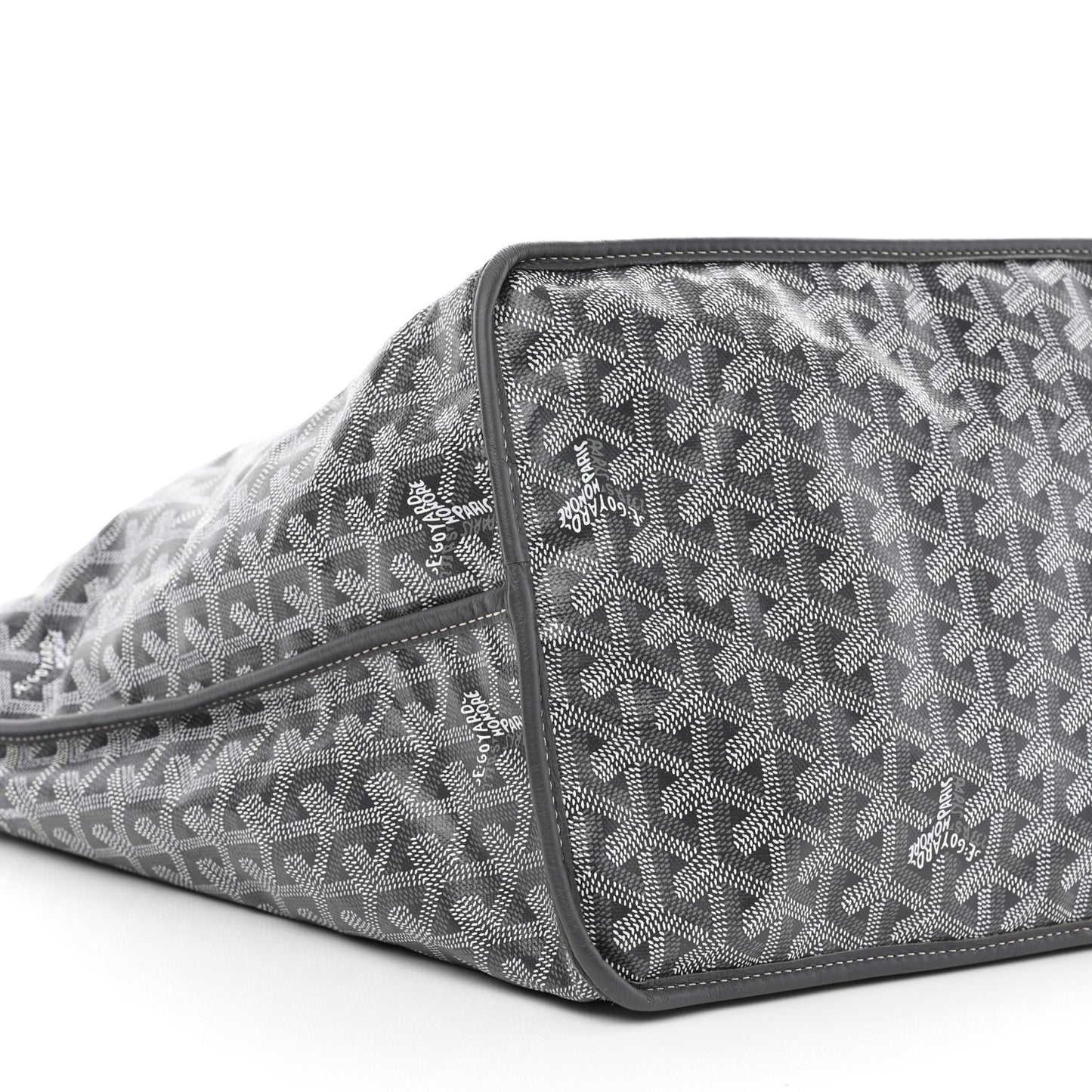 Goyardine Reversible Anjou GM Grey