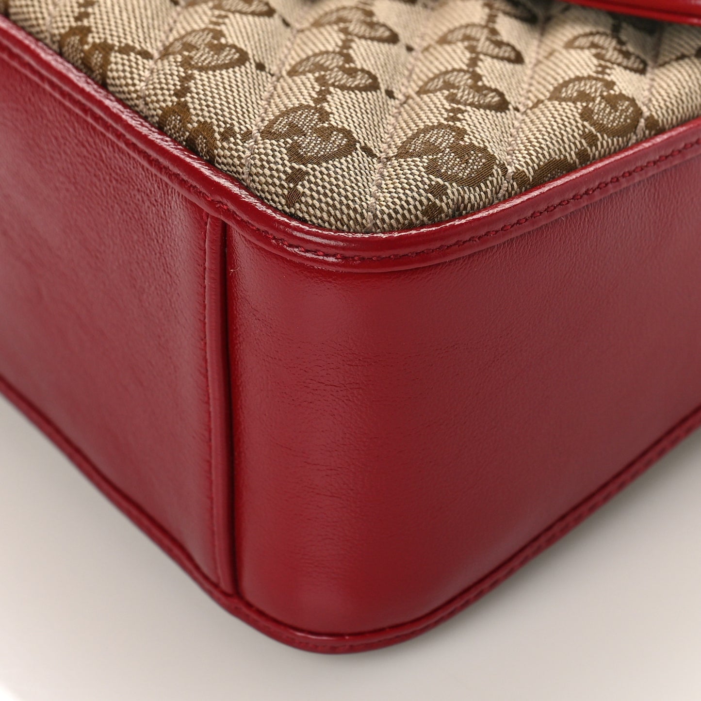 Monogram Glazed Calfskin Matelasse Diagonal Mini GG Marmont Top Handle Shoulder Bag Beige Ebony New Cherry Red