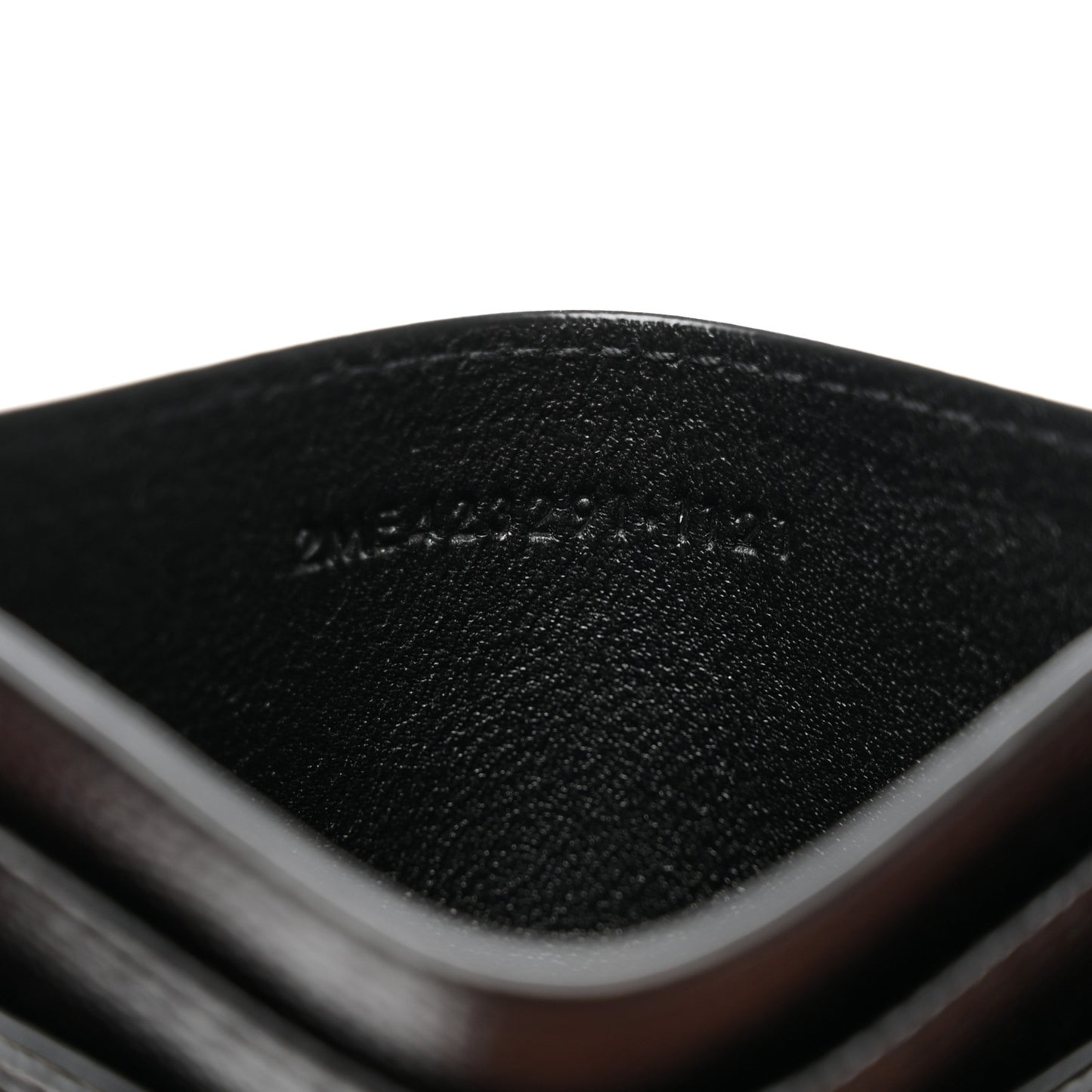 Grain De Poudre Matelasse Chevron Monogram Credit Card Case Black