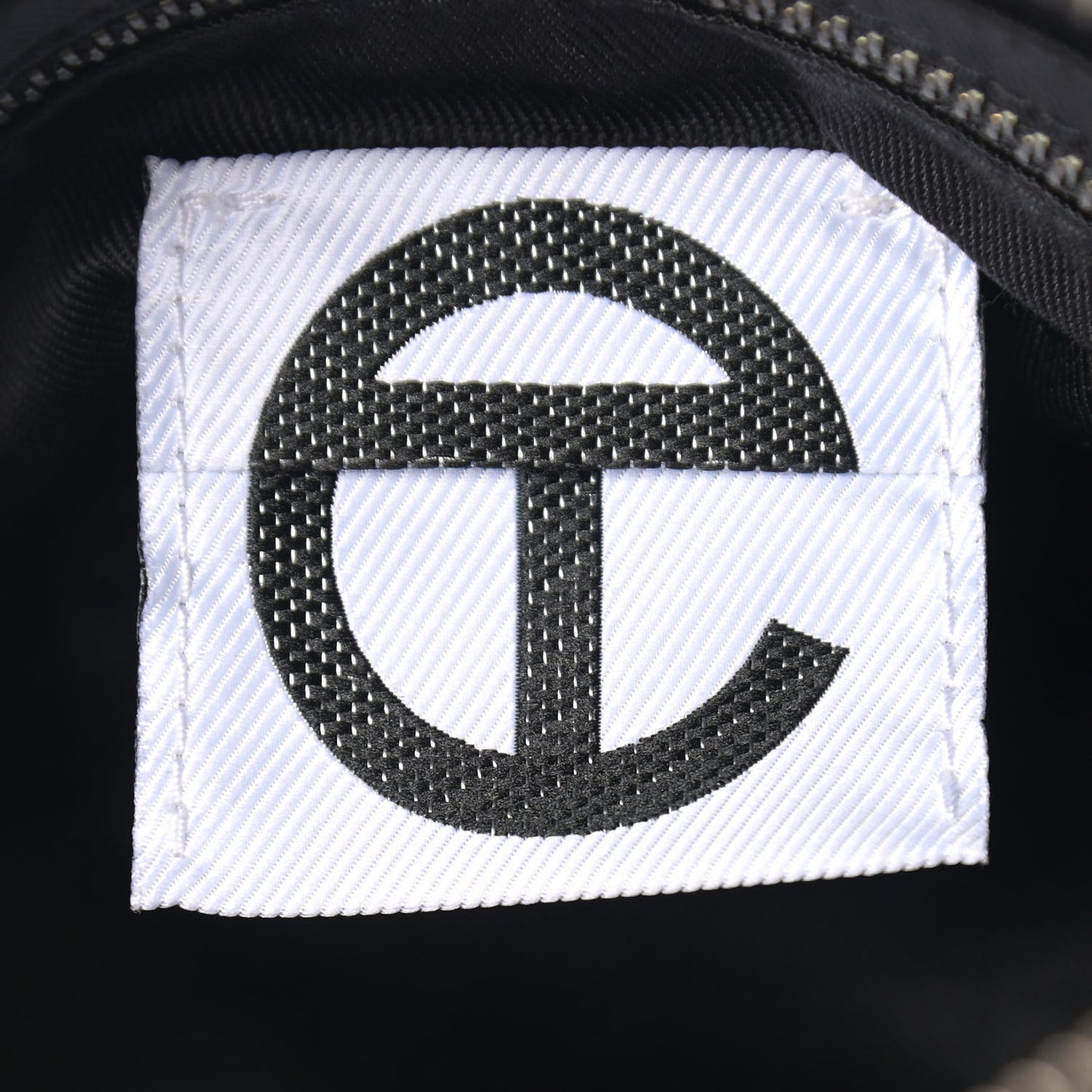 Vegan Leather Medium Duffle Black