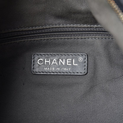 Chanel Iridescent Calfskin Coco Daily Hobo Black 6 of 18