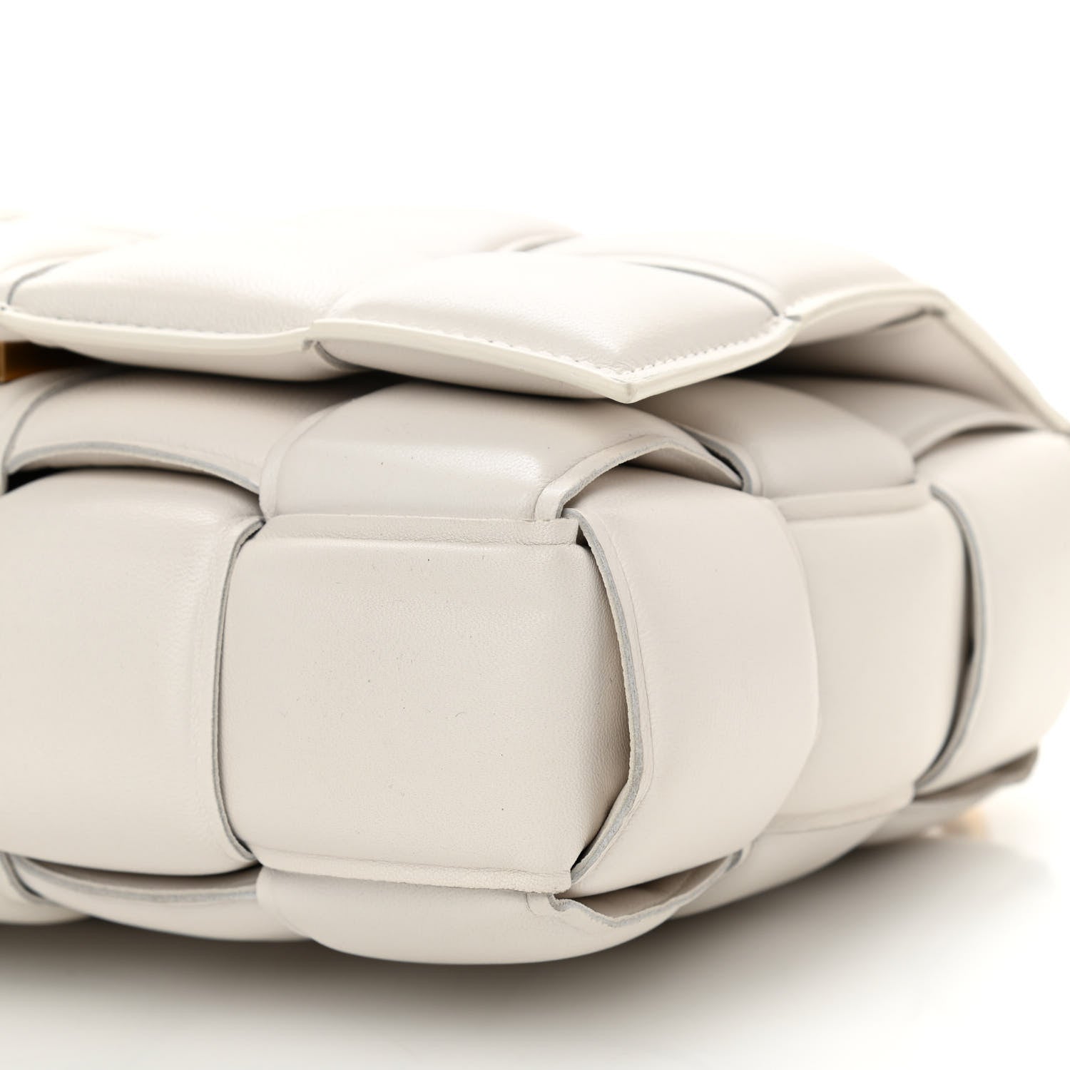 Bottega Veneta Lambskin Maxi Intreccio Padded Chain Cassette Crossbody Bag White 9 of 11