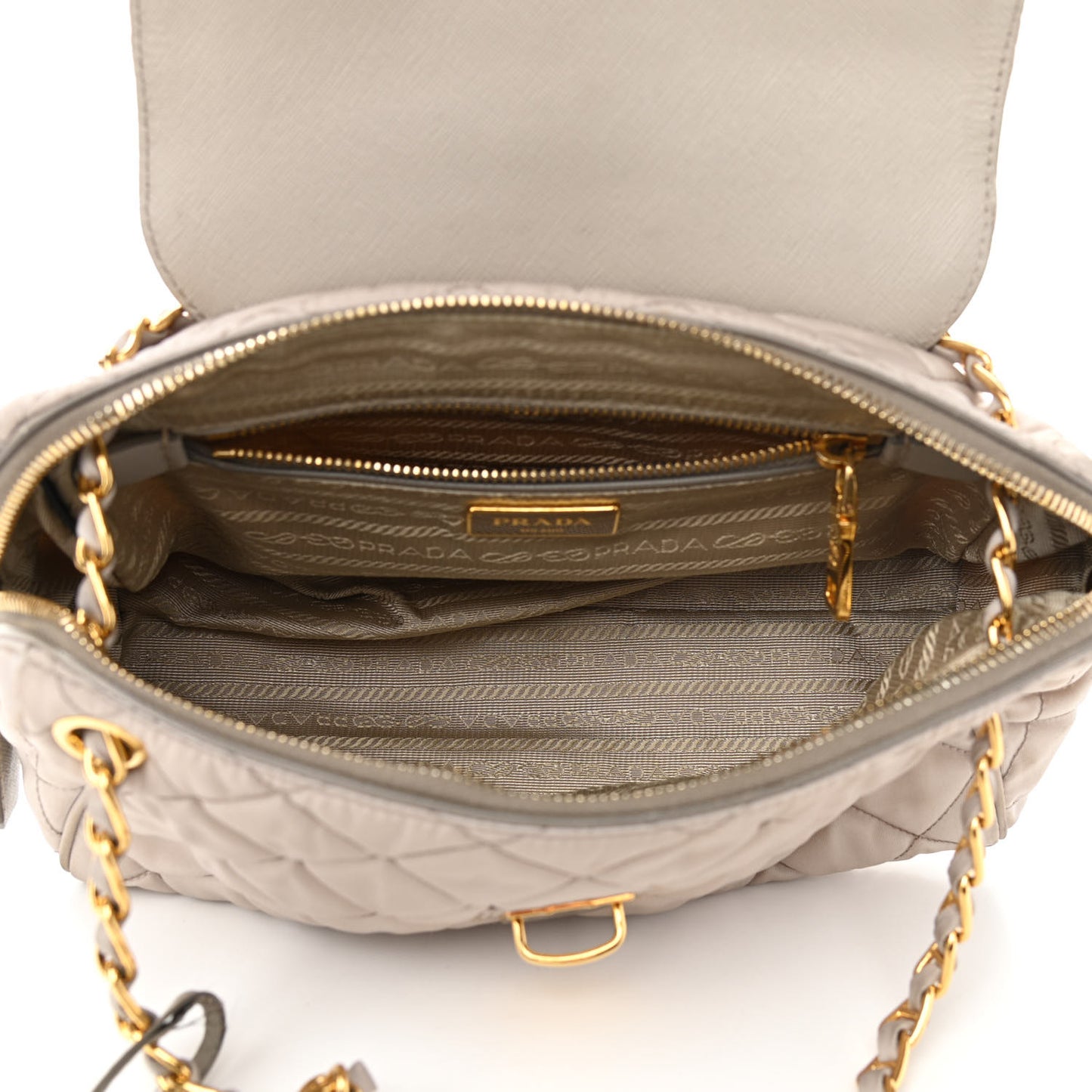 Nylon Tessuto Impuntu Quilted Flap Pomice