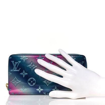 Louis Vuitton Metallic Vernis Degrade Zippy Wallet Blue Pink 2 of 8