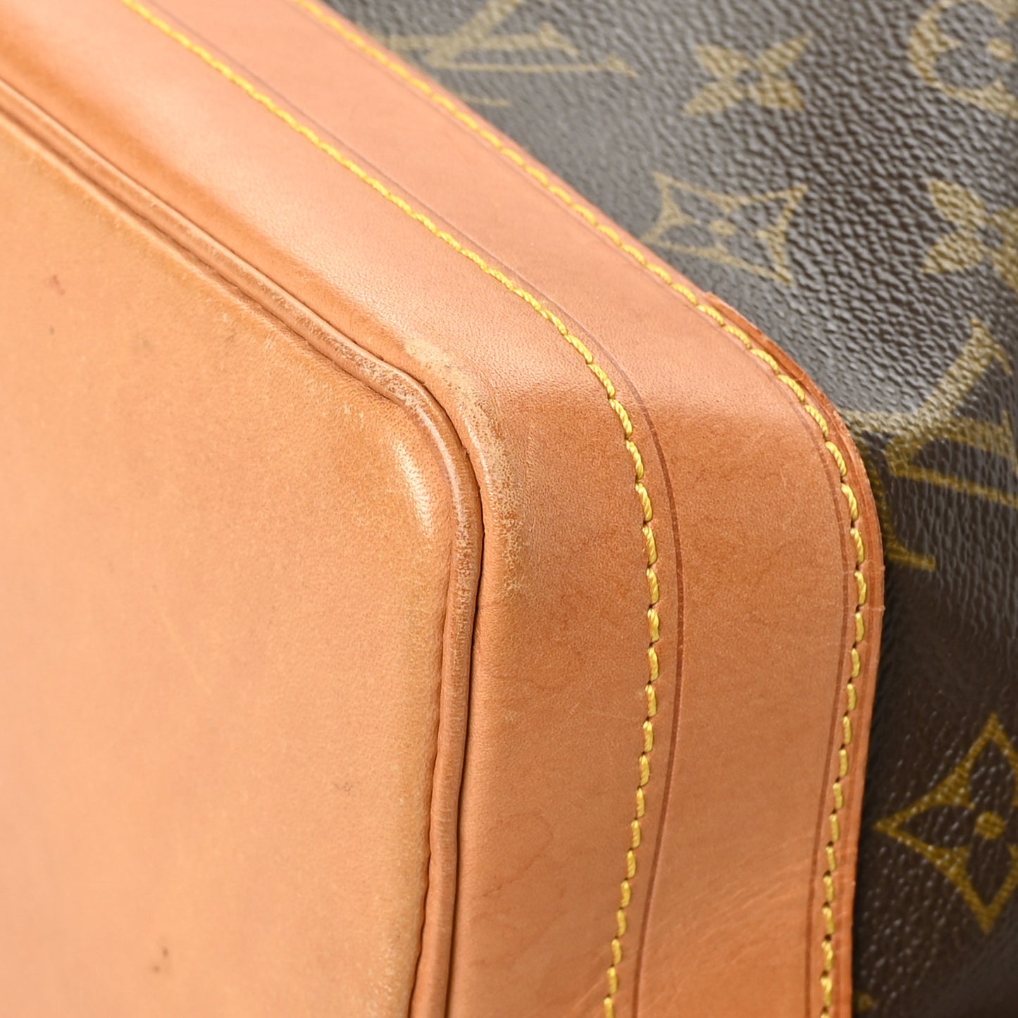 Monogram Noe