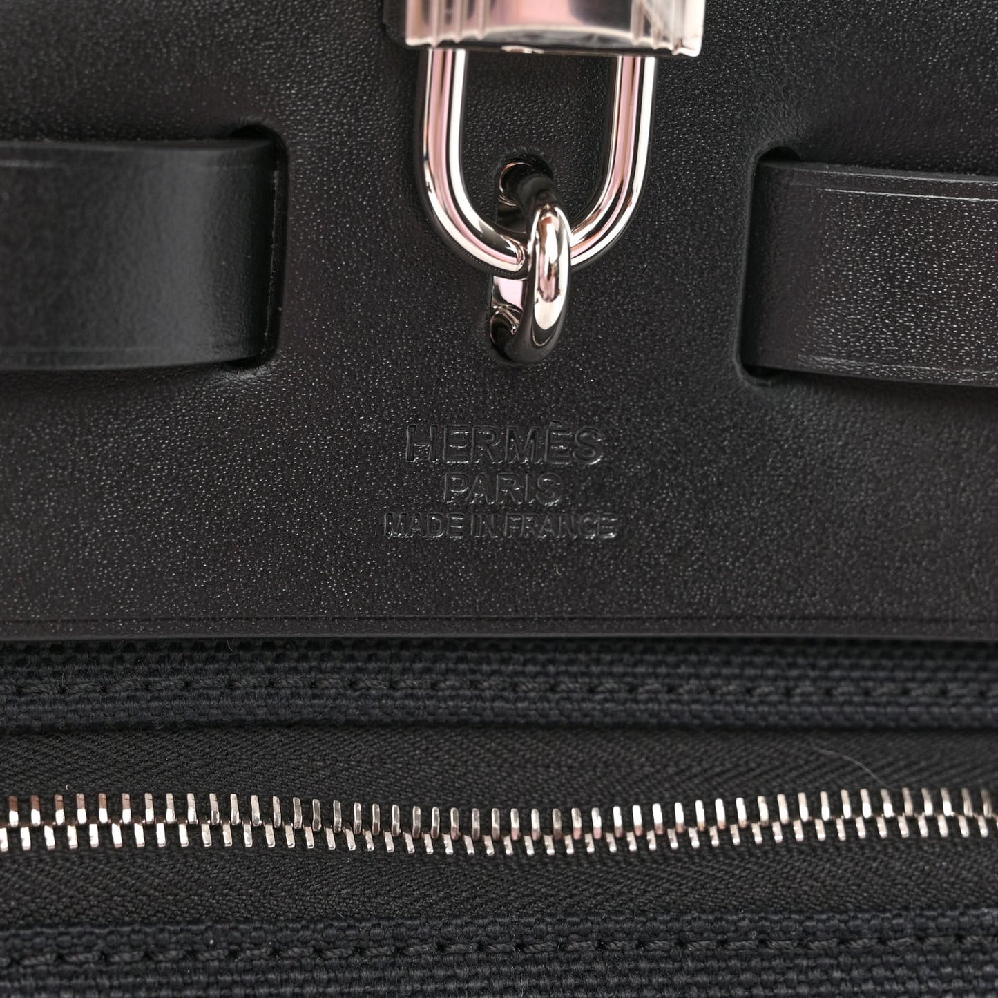 Military Toile Vache Hunter Herbag Zip PM 31 Black