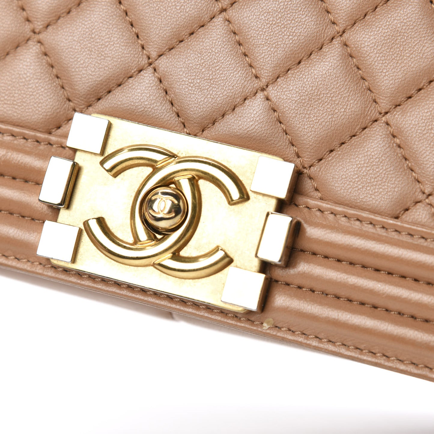 Lambskin Quilted Medium Boy Flap Beige