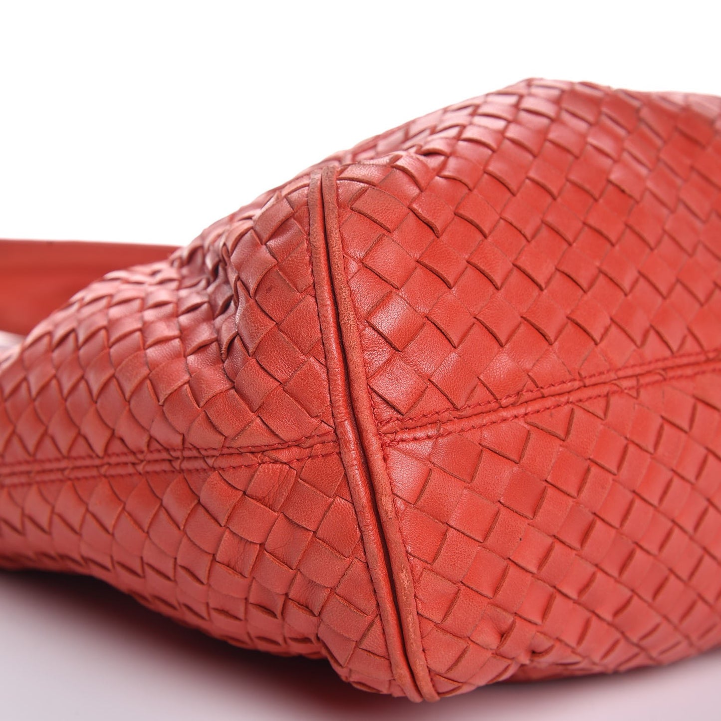 Nappa Intrecciato Medium Veneta Hobo Fever