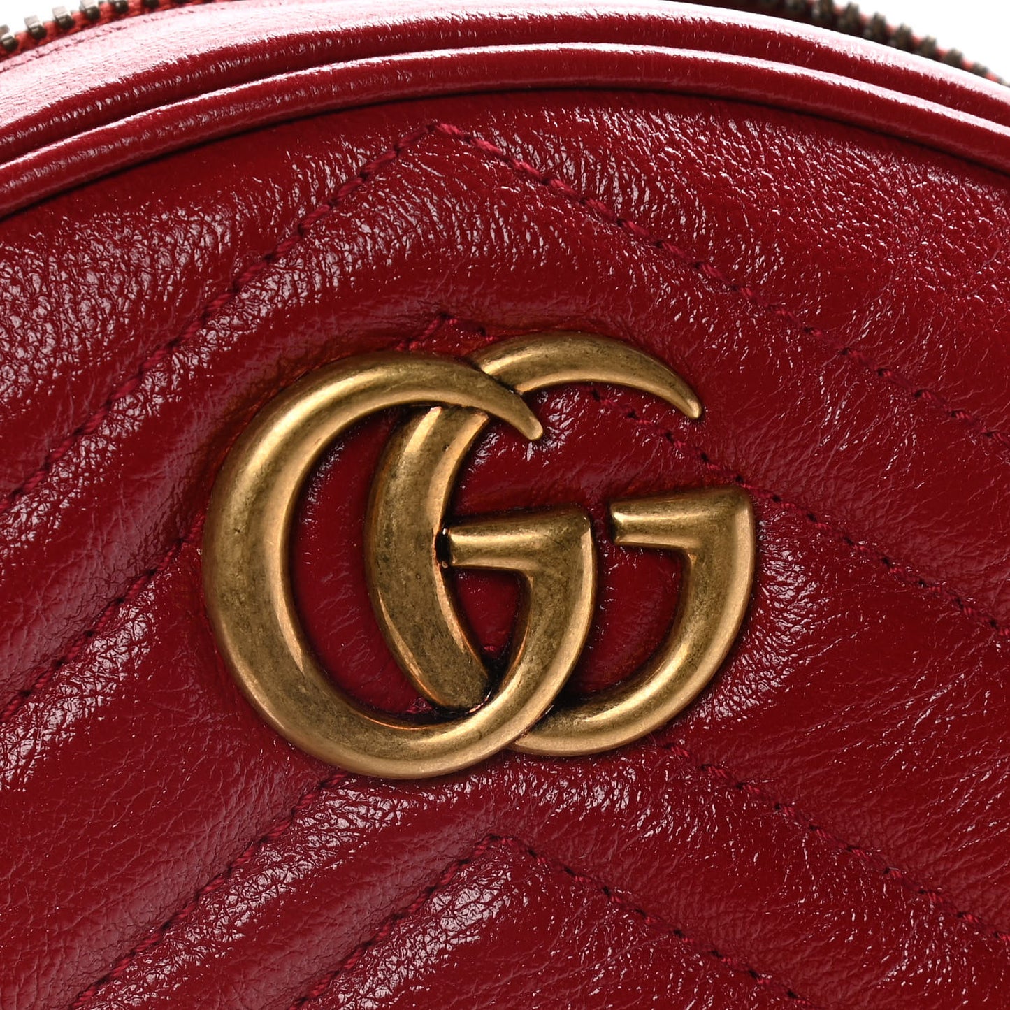 Glazed Calfskin Matelasse Heart Mini GG Marmont Round Shoulder Bag Romantic Cerise