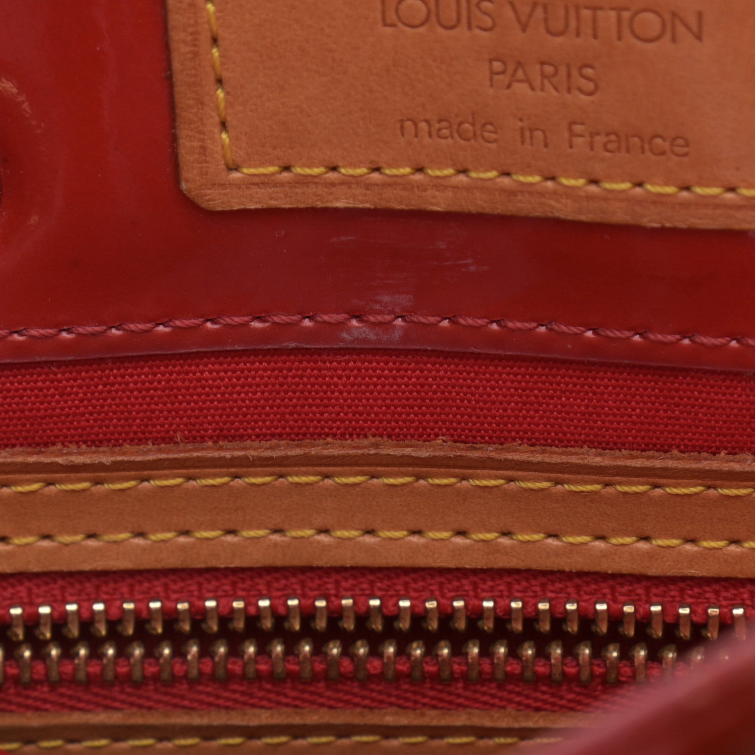 Louis Vuitton Vernis Reade PM Pomme D'Amour 9 of 16