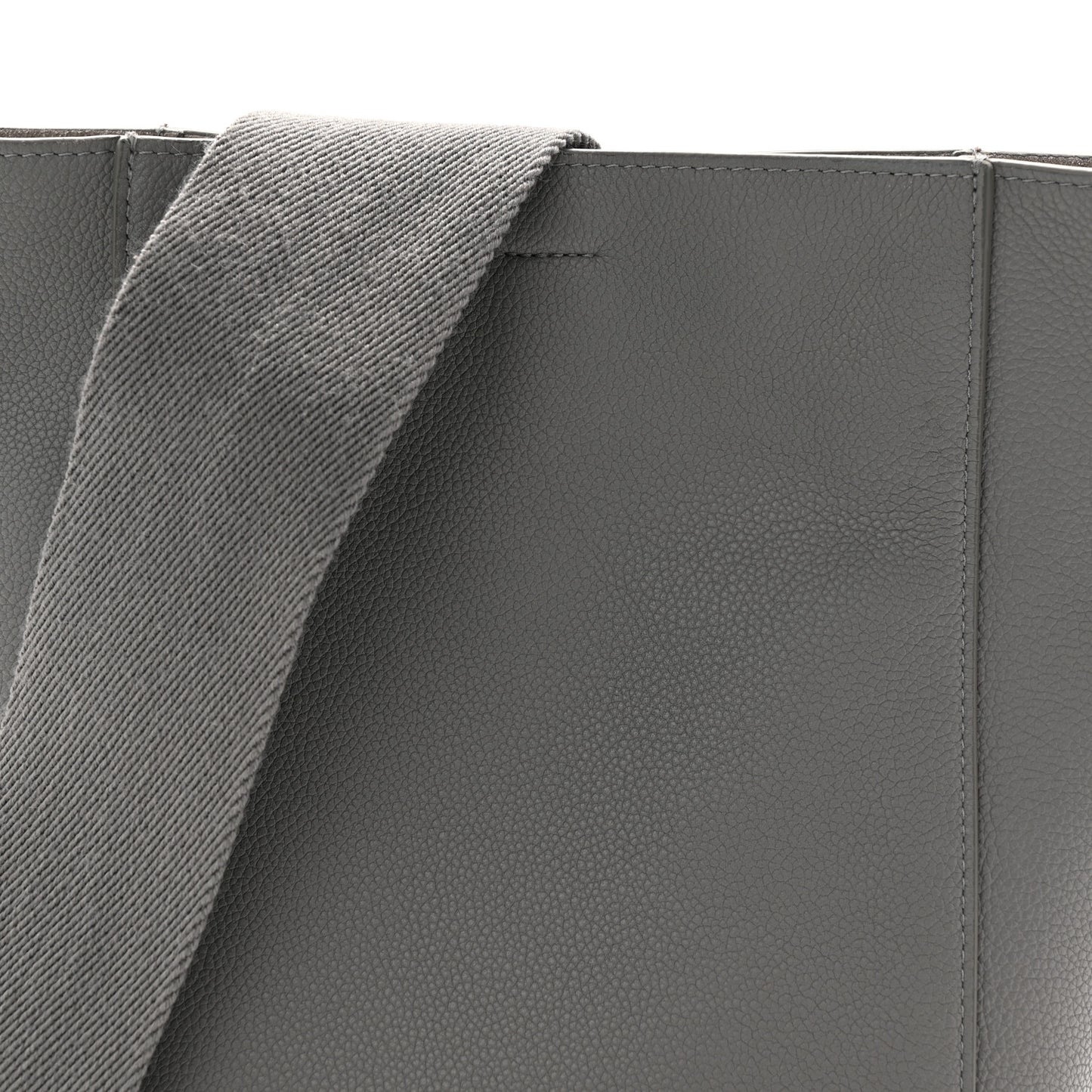 Soft Grained Calfskin Small Sangle Bucket Bag Kohl