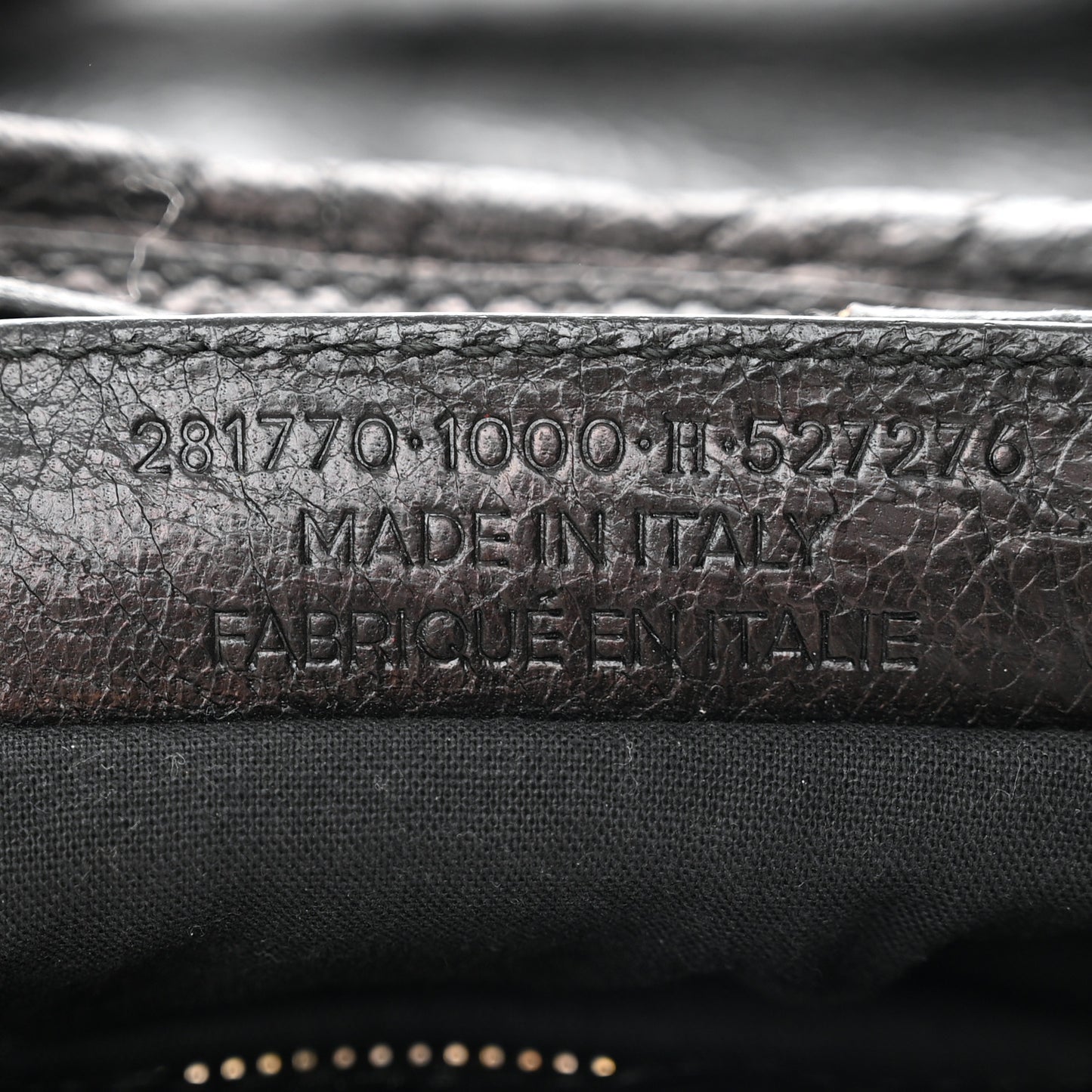 Agneau Giant 12 Gold Hardware City Black