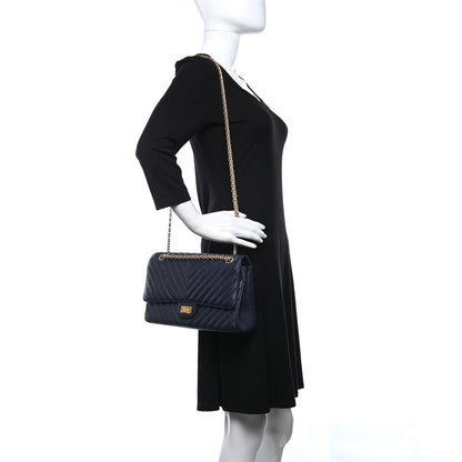 Chanel Crumpled Calfskin Chevron Quilted 2.55 Reissue 226 Navy Blue 2 of 13