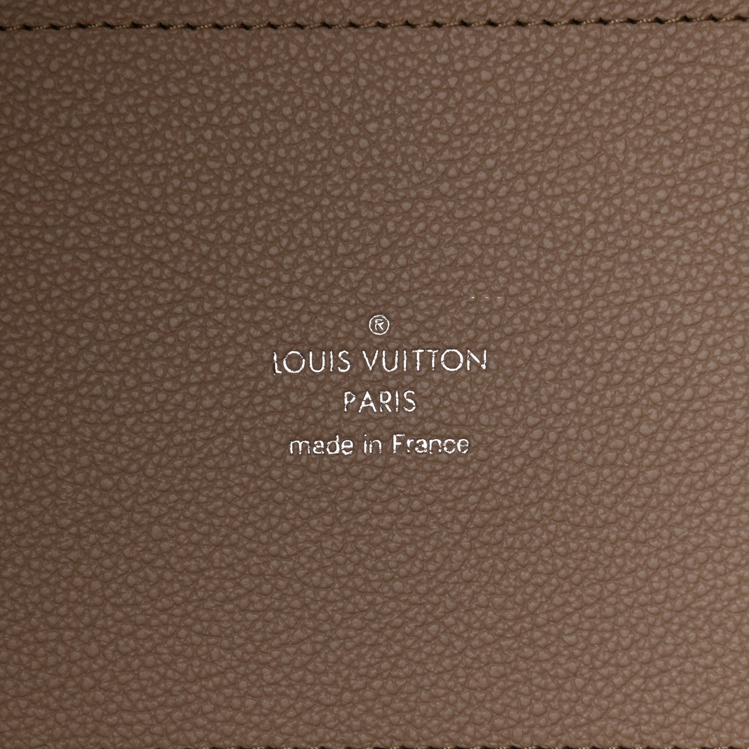 Louis Vuitton Mahina Hina MM Galet 7 of 12
