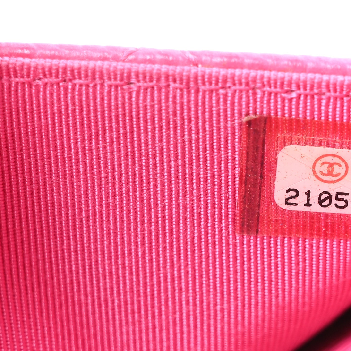 Caviar Quilted Wallet on Chain WOC Pink
