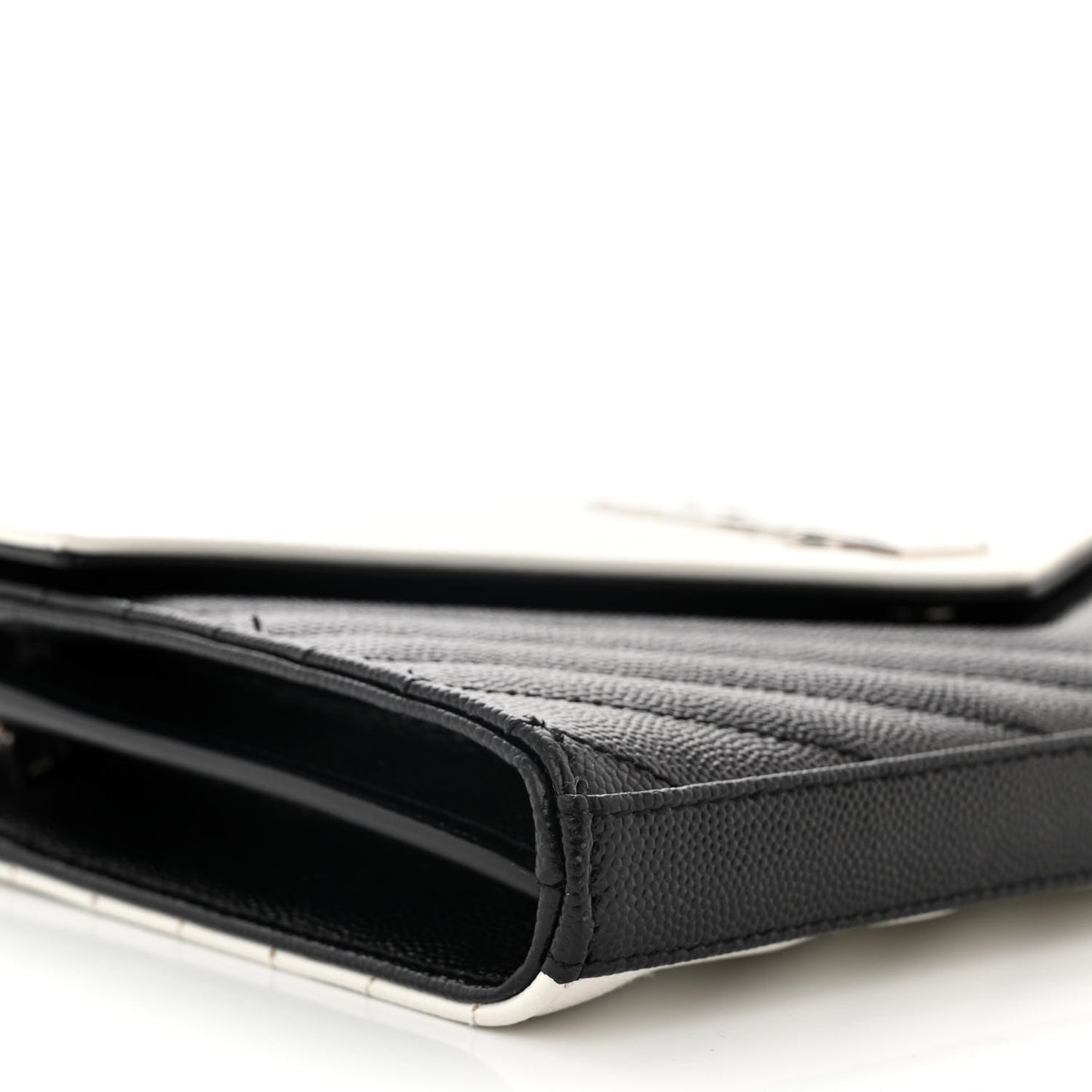 Grain De Poudre Matelasse Chevron Bi-Color Monogram Chain Wallet White Black