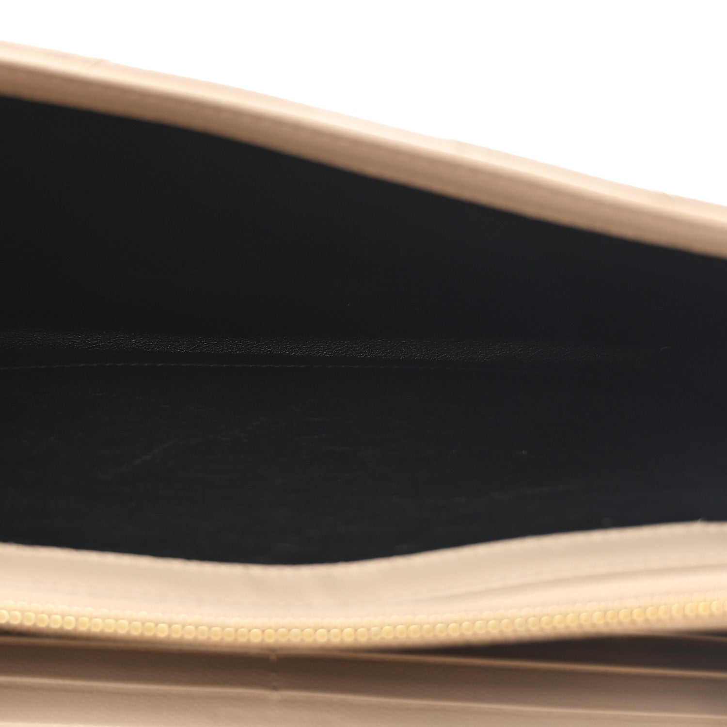 Saint Laurent Grain De Poudre Matelasse Chevron Monogram Chain Wallet Dark Beige 5 of 11