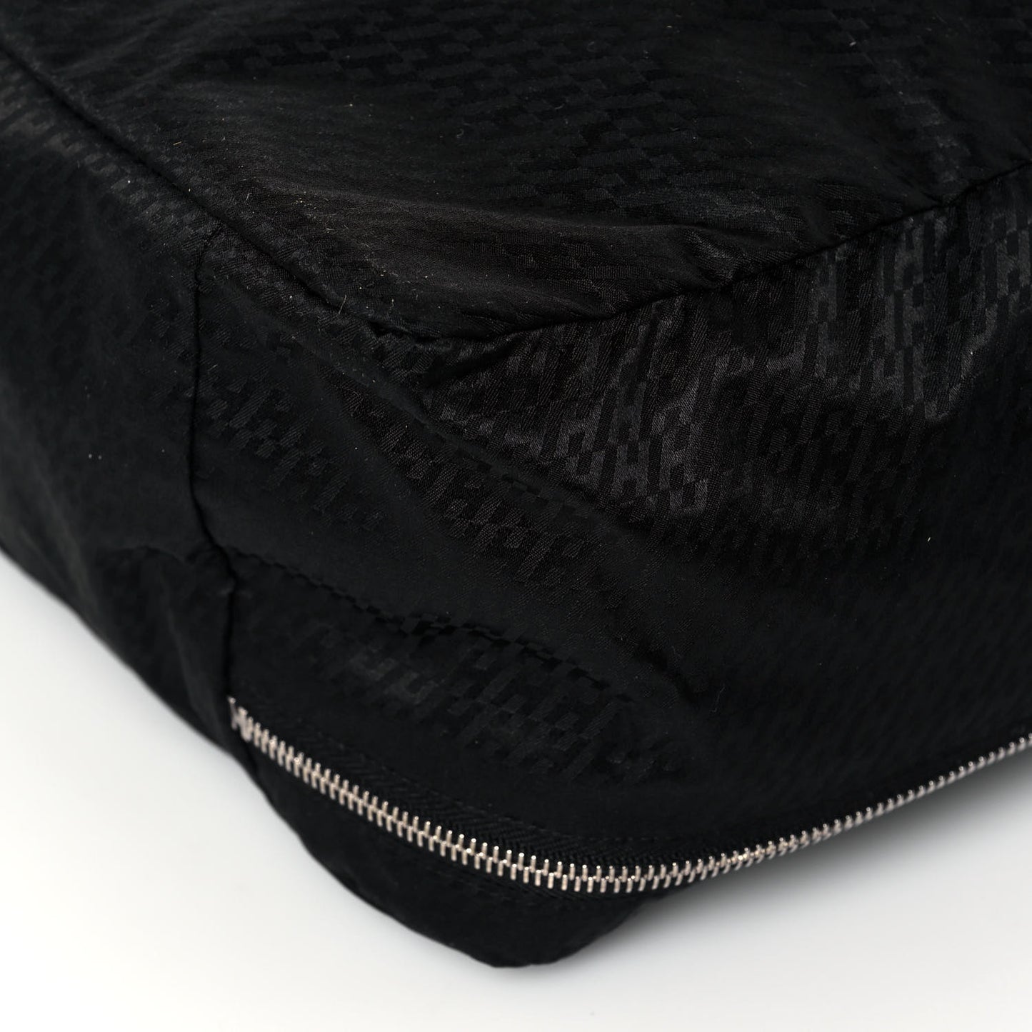 Technical Silk H en Bias Travelsilk Cube MM Black Fauve