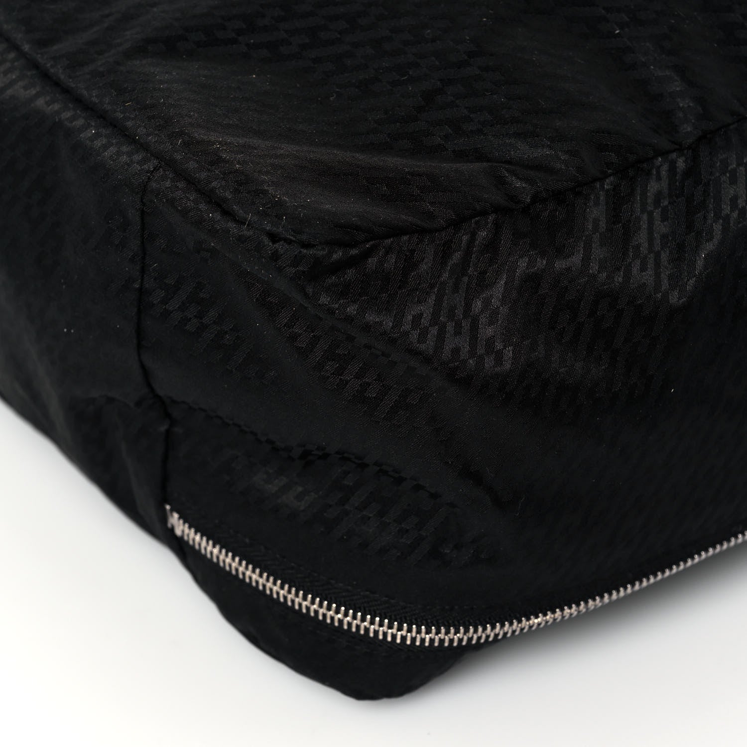 Hermes Technical Silk H en Bias Travelsilk Cube MM Black Fauve 12 of 13