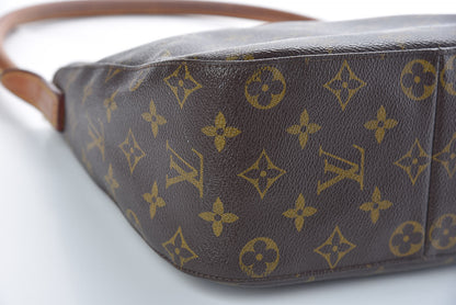 Louis Vuitton Monogram Looping MM 15 of 17
