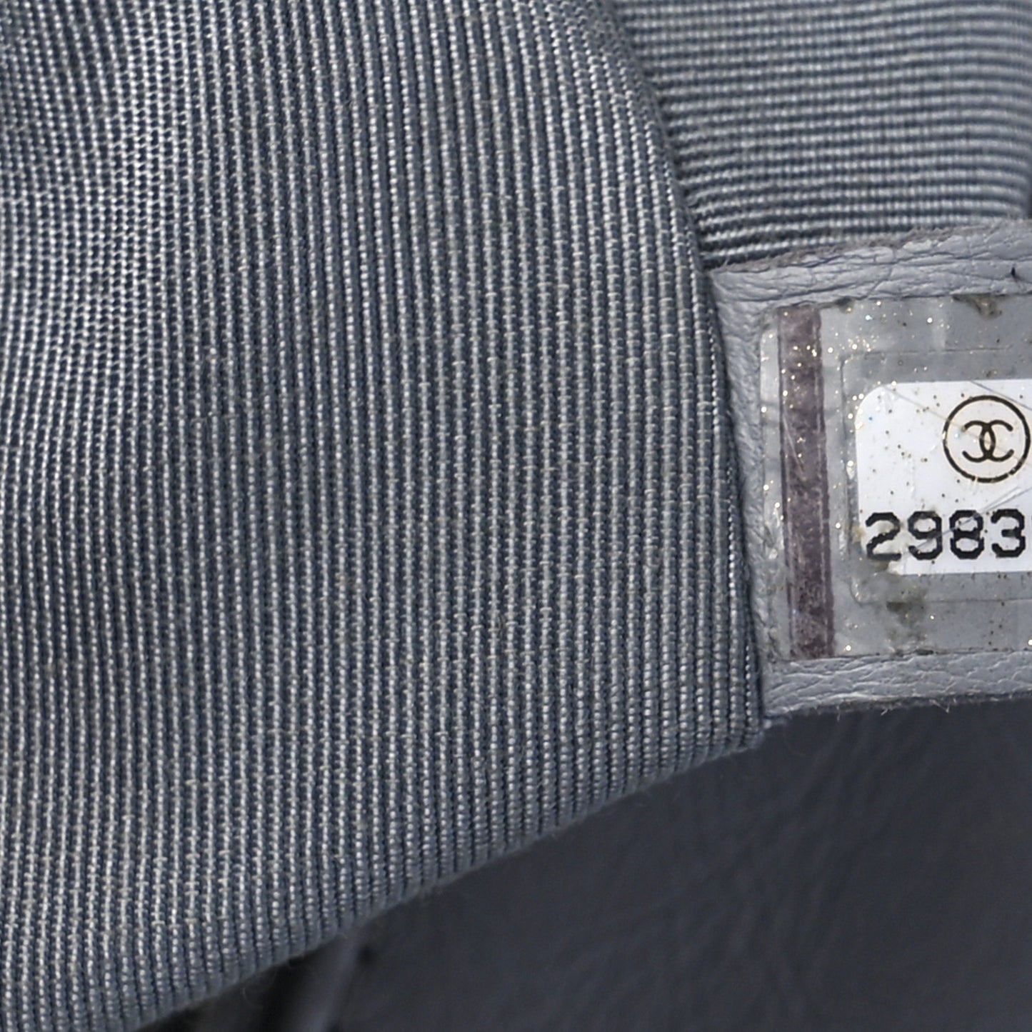 Crumpled Calfskin Large Chain All Over Flap Grey