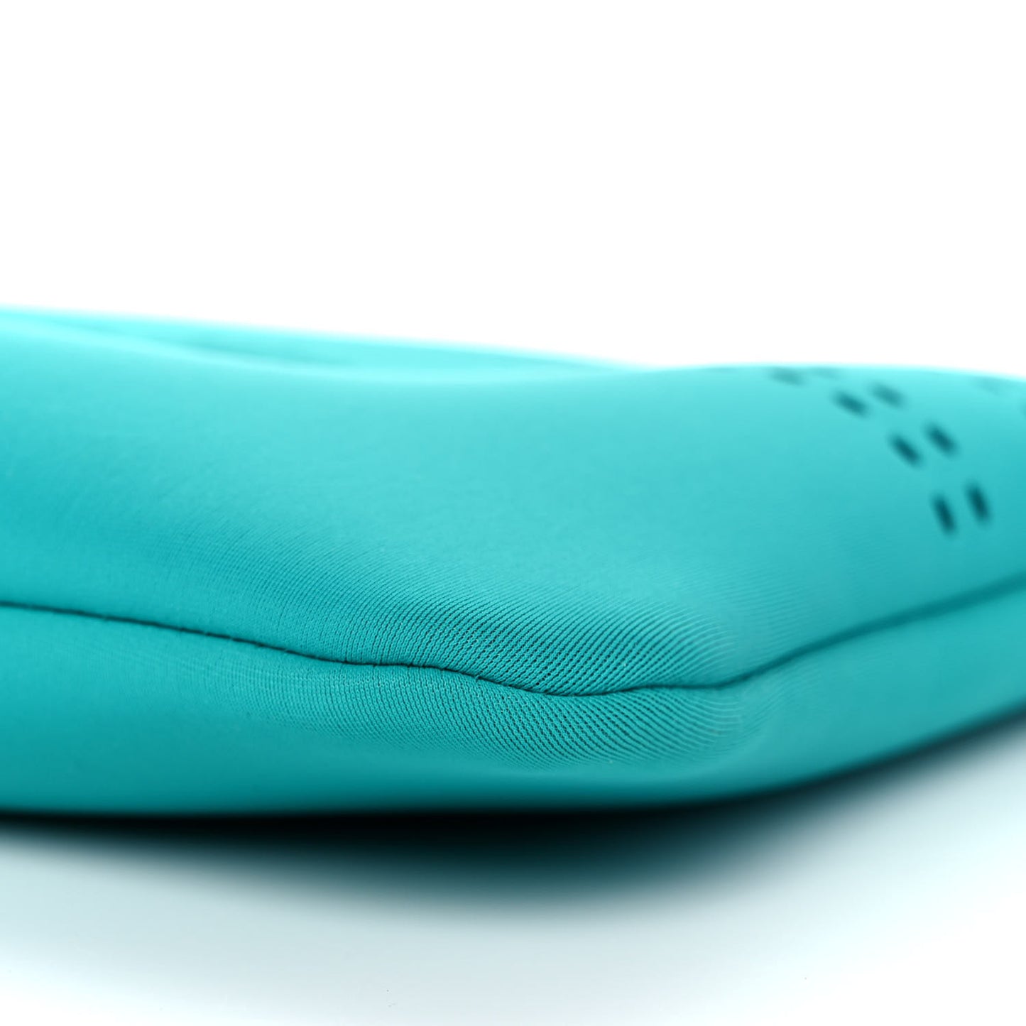 Neoprene Medium Neobain Waves Case Colvert