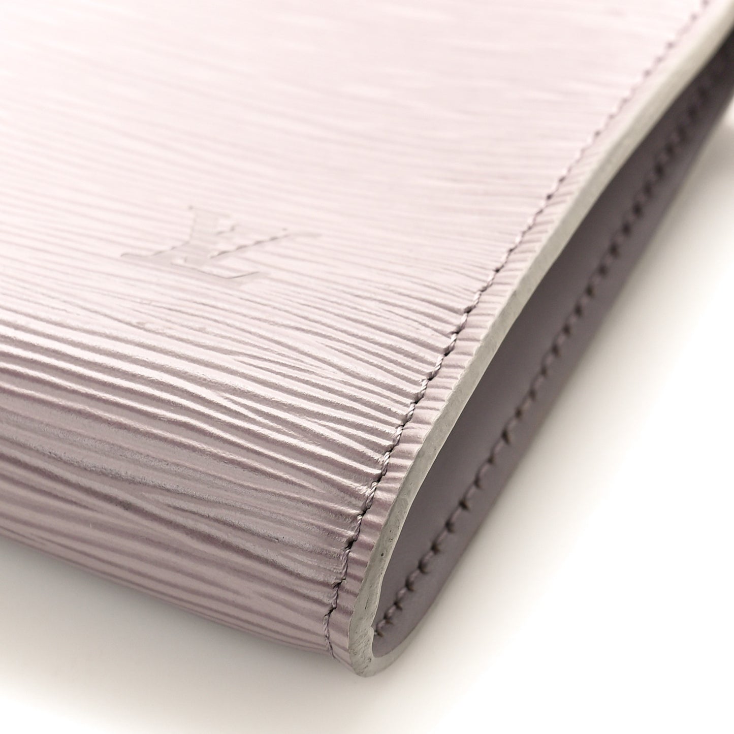 Epi Pochette Accessories 24 Lilac
