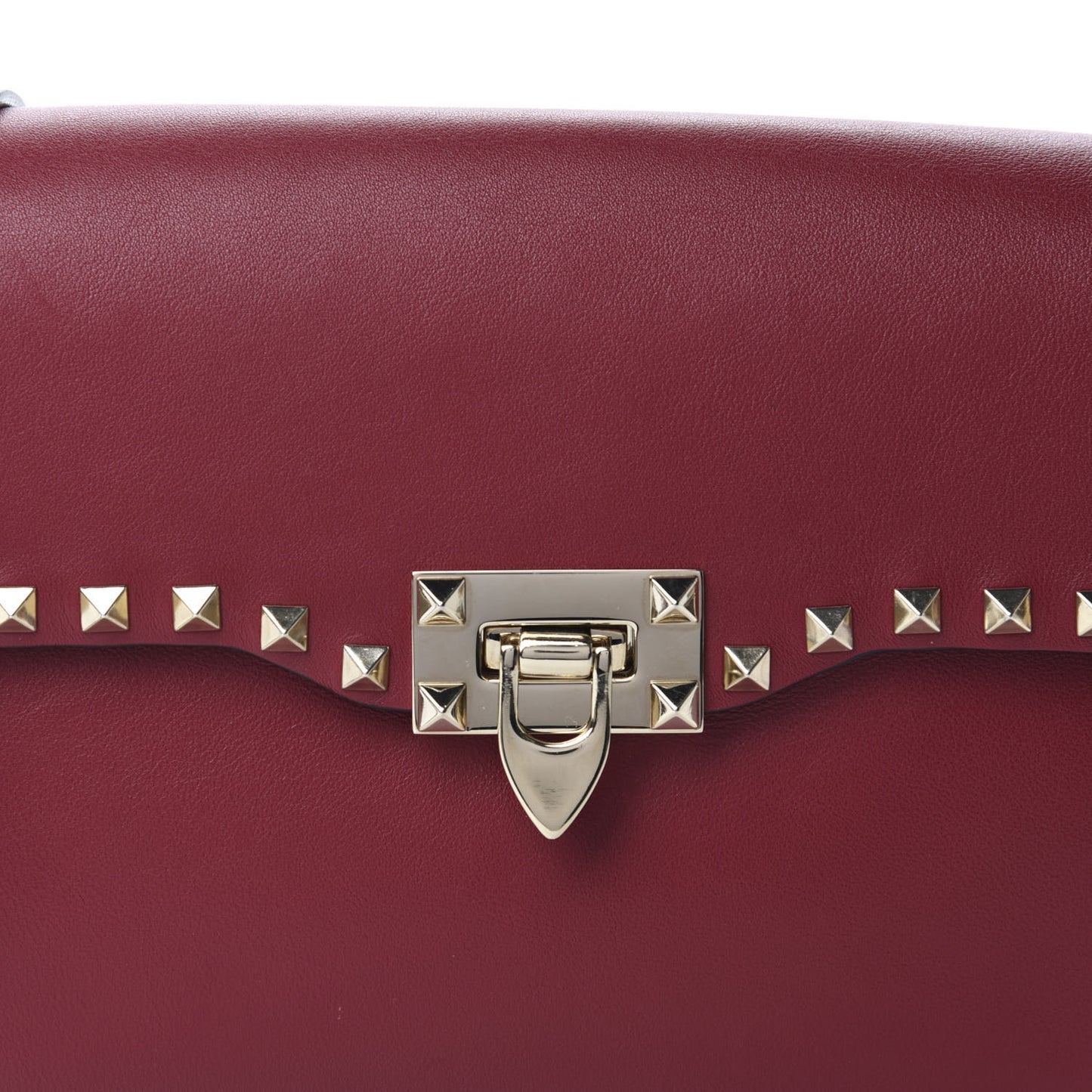 Vitello Medium Rockstud Flap Saddle Bag Scarlet