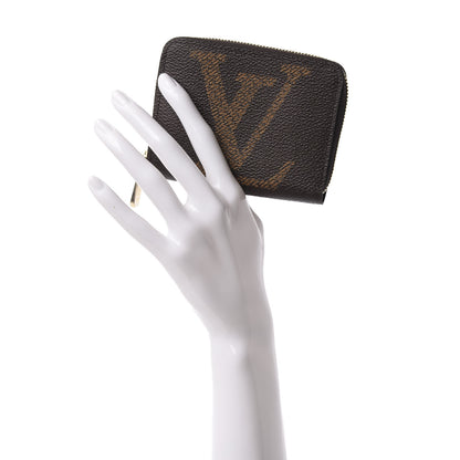 Louis Vuitton Monogram Giant Zippy Coin Purse 2 of 7