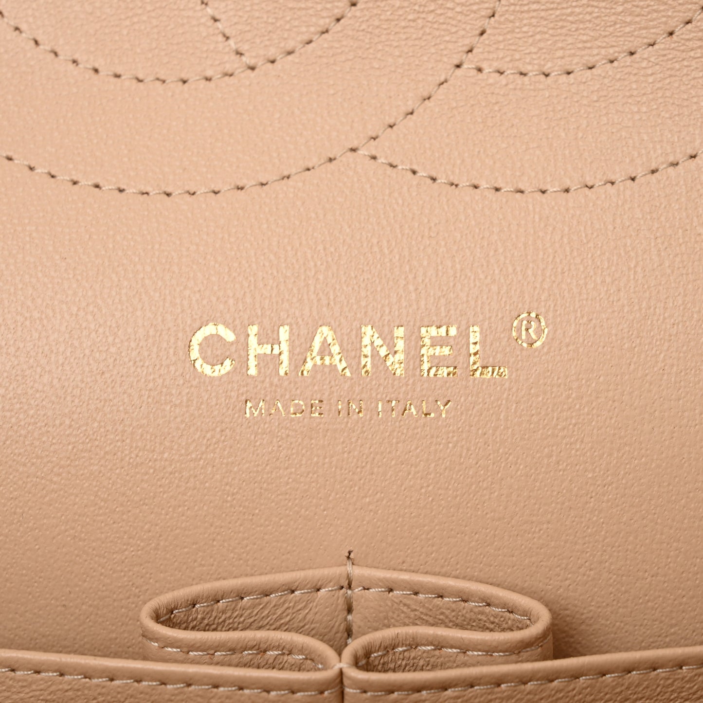 Caviar Quilted Jumbo Double Flap Beige Clair