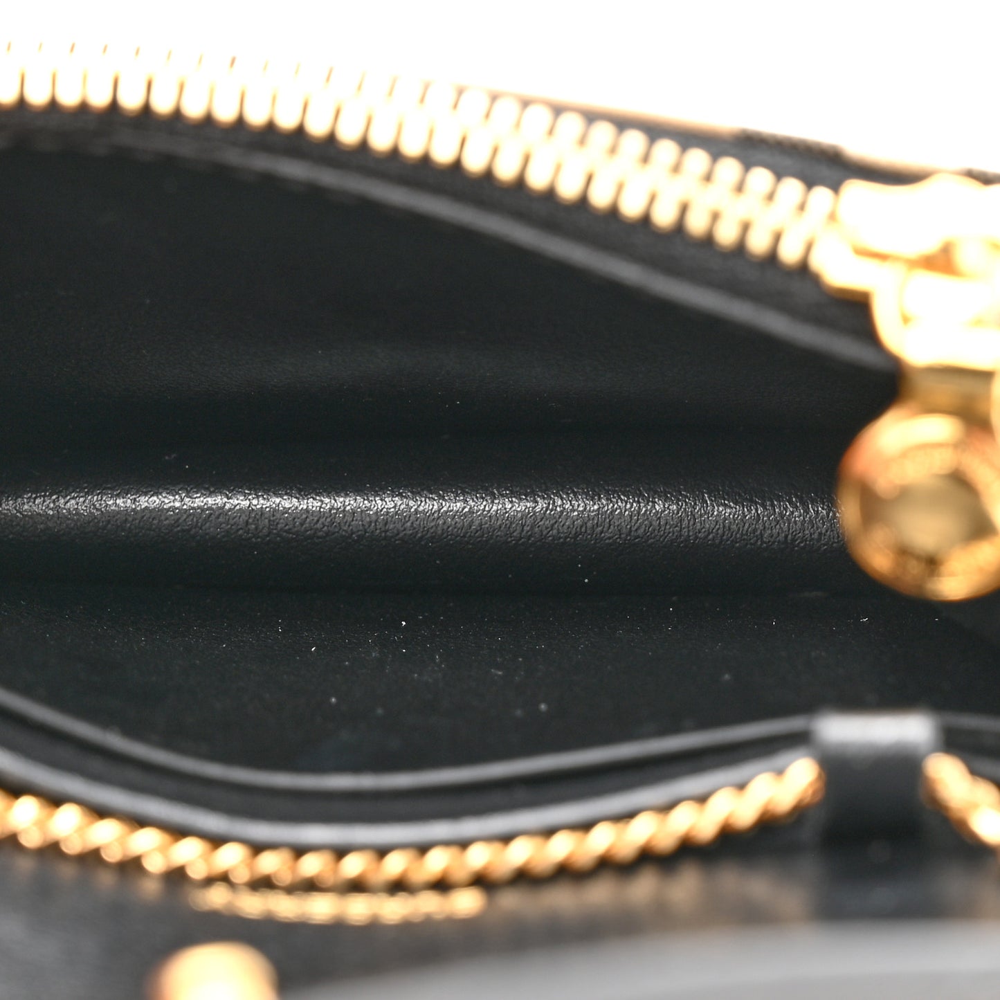 Grainy Calfskin Vintage Check Jade Card Case On Chain Black