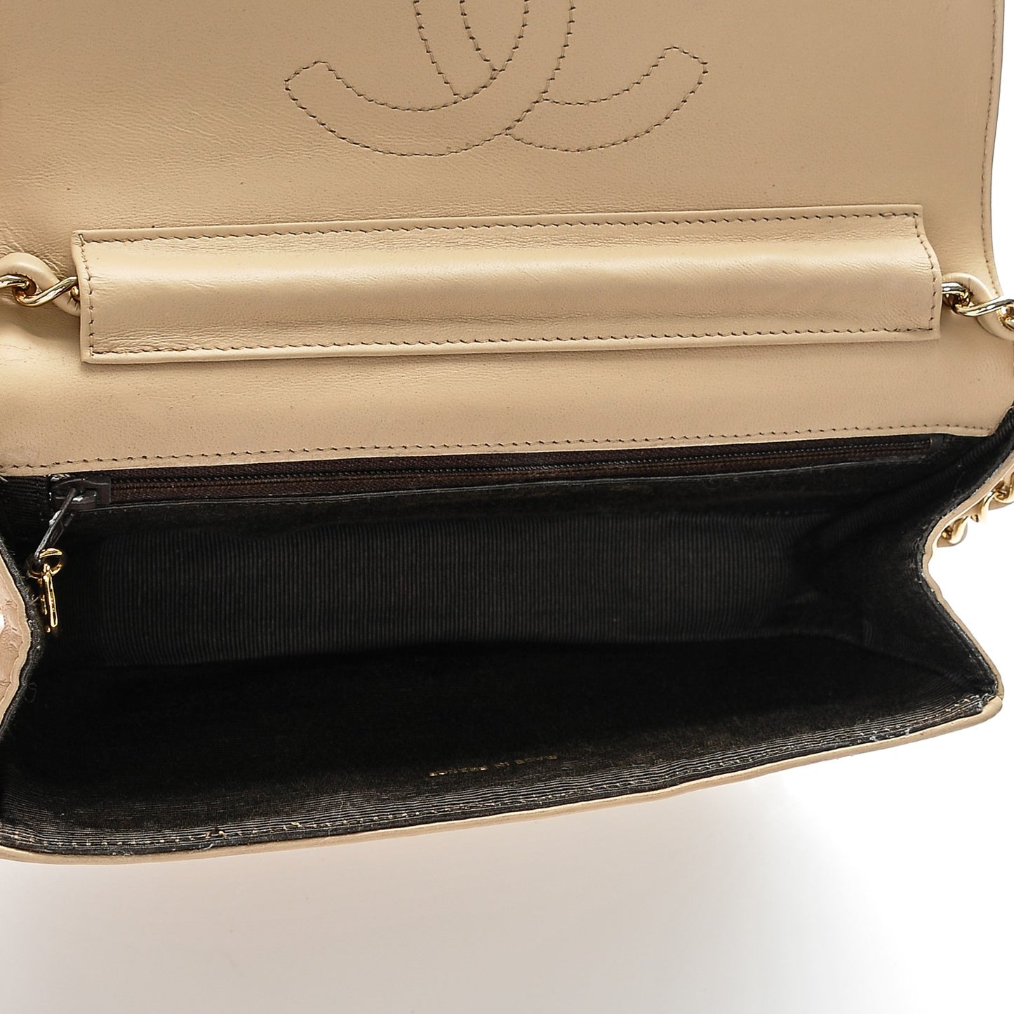 Lambskin Quilted Small Medallion Single Flap Beige