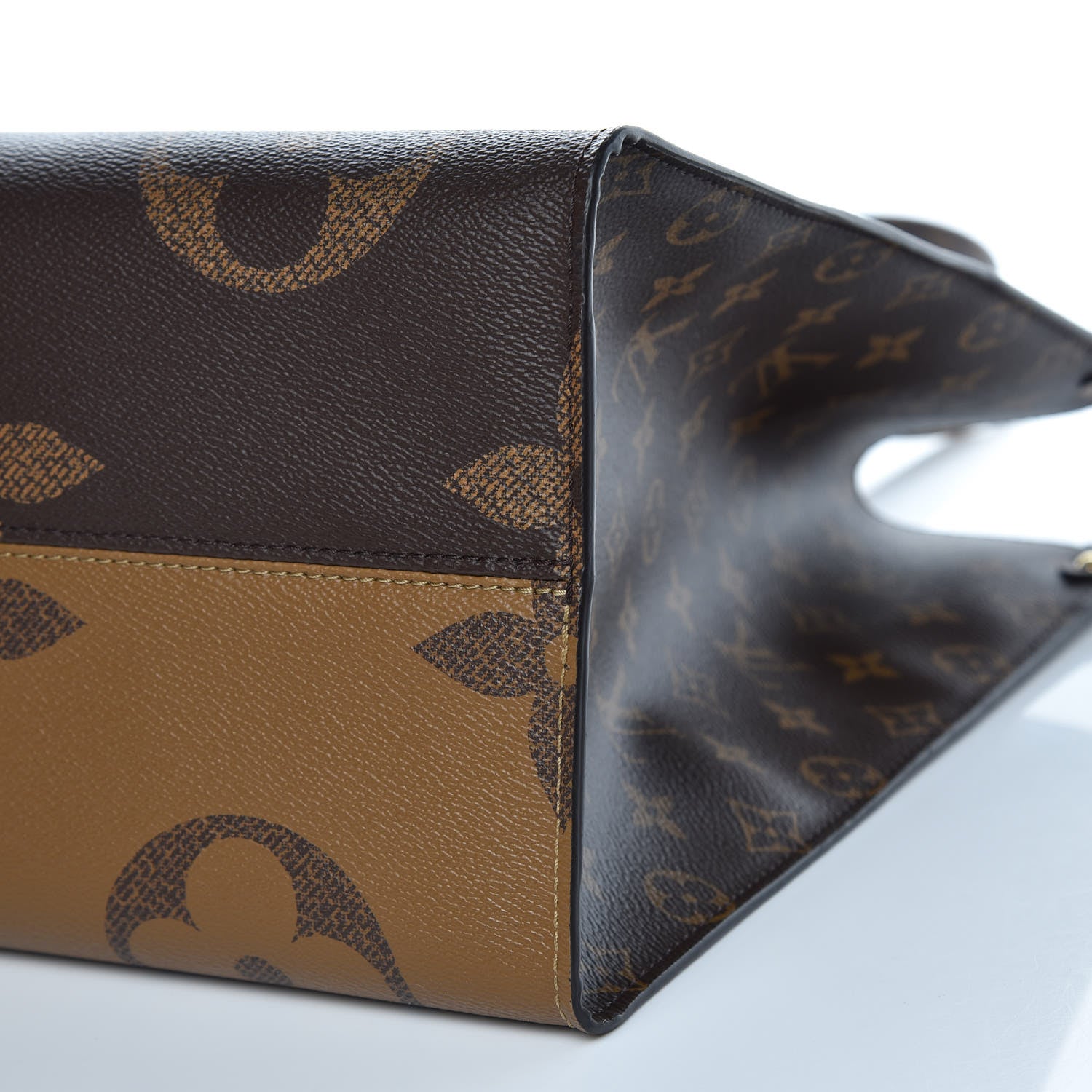 Louis Vuitton Reverse Monogram Giant Onthego GM 10 of 10