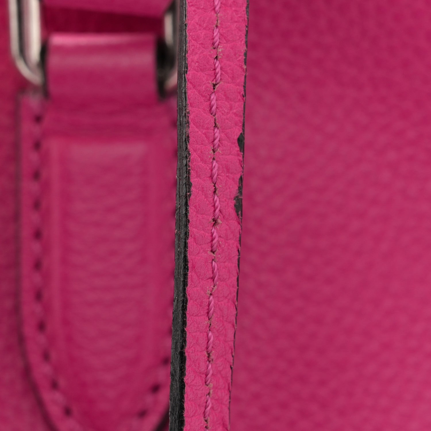 Alexander McQueen Pebbled Calfskin Small Skull Padlock Zip Around Tote Bouganville 14 of 18