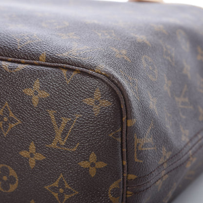 Louis Vuitton Monogram Neverfull MM 14 of 17