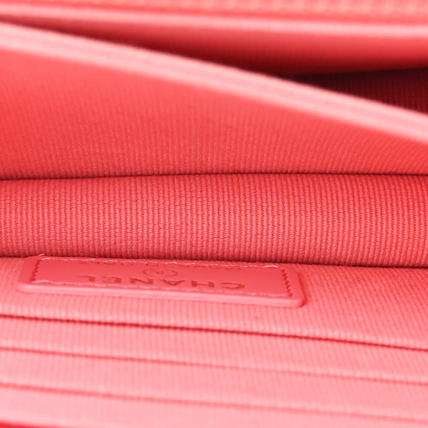 Lambskin Enamel Quilted Pending CC Clutch With Chain Pink